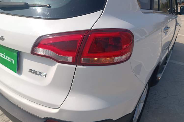 Used Zotye Domy X5 2015 1.5T Manual Luxury Model China V Standard
