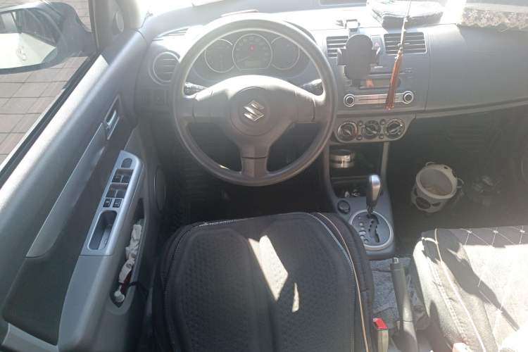 Used Suzuki Swift 2013 1.5L Automatic Standard Edition
