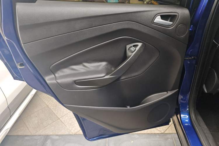 Used Ford Kuga 2017 EcoBoost 180 Two-Wheel-Drive Luxury Wing Edition