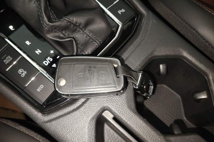 Used Volkswagen Lavida 2019 280TSI DSG Luxury Edition China VI Standard Vehicle Key