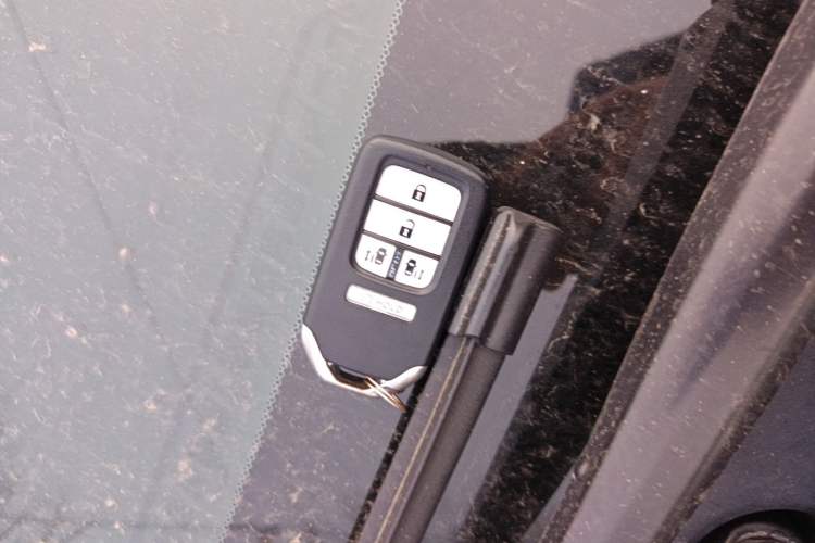 Used Honda Elysion 2019 2.0L Hybrid Luxury Edition
