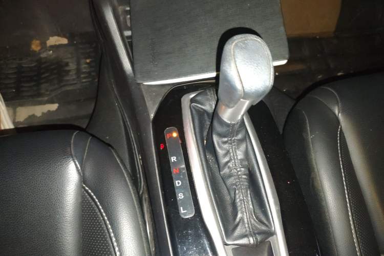 Used Honda Envix 2019 180TURBO CVT Enjoyment Edition China VI Gear Lever