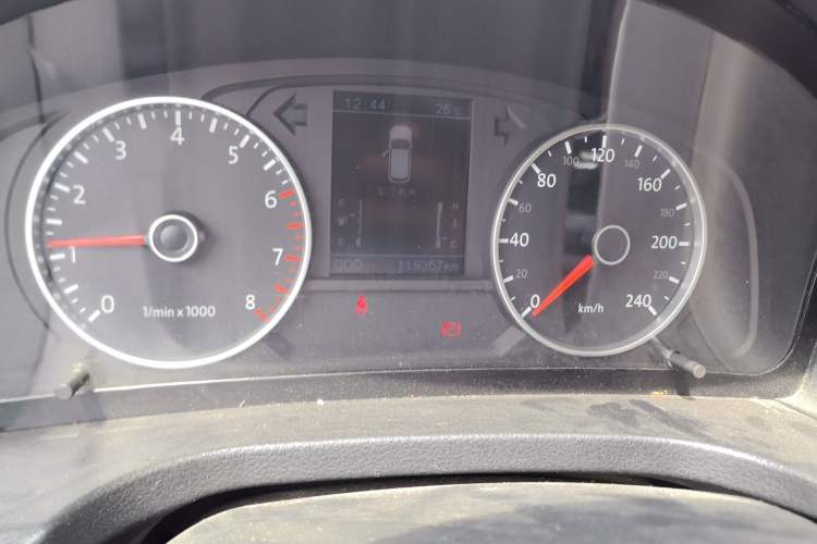 Used Yema T70 2016 1.8L Manual Elite Version Odometer Close Up