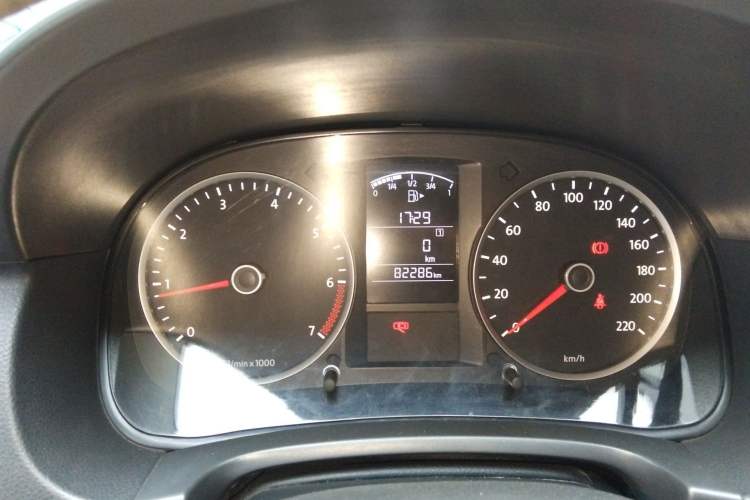 Used Volkswagen Lavida 2013 Classic 1.6L Manual Fashion Edition