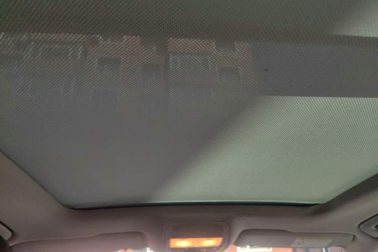 Used Audi Q5 2015 40 TFSI Comfort Model Headliner