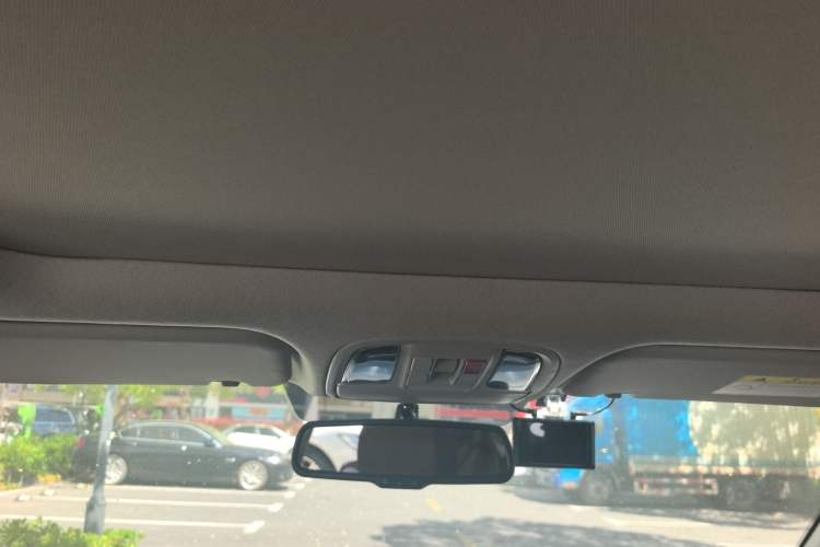 Used Kia Sportage R 2021 Ace 2.0L Splendid Edition Headliner