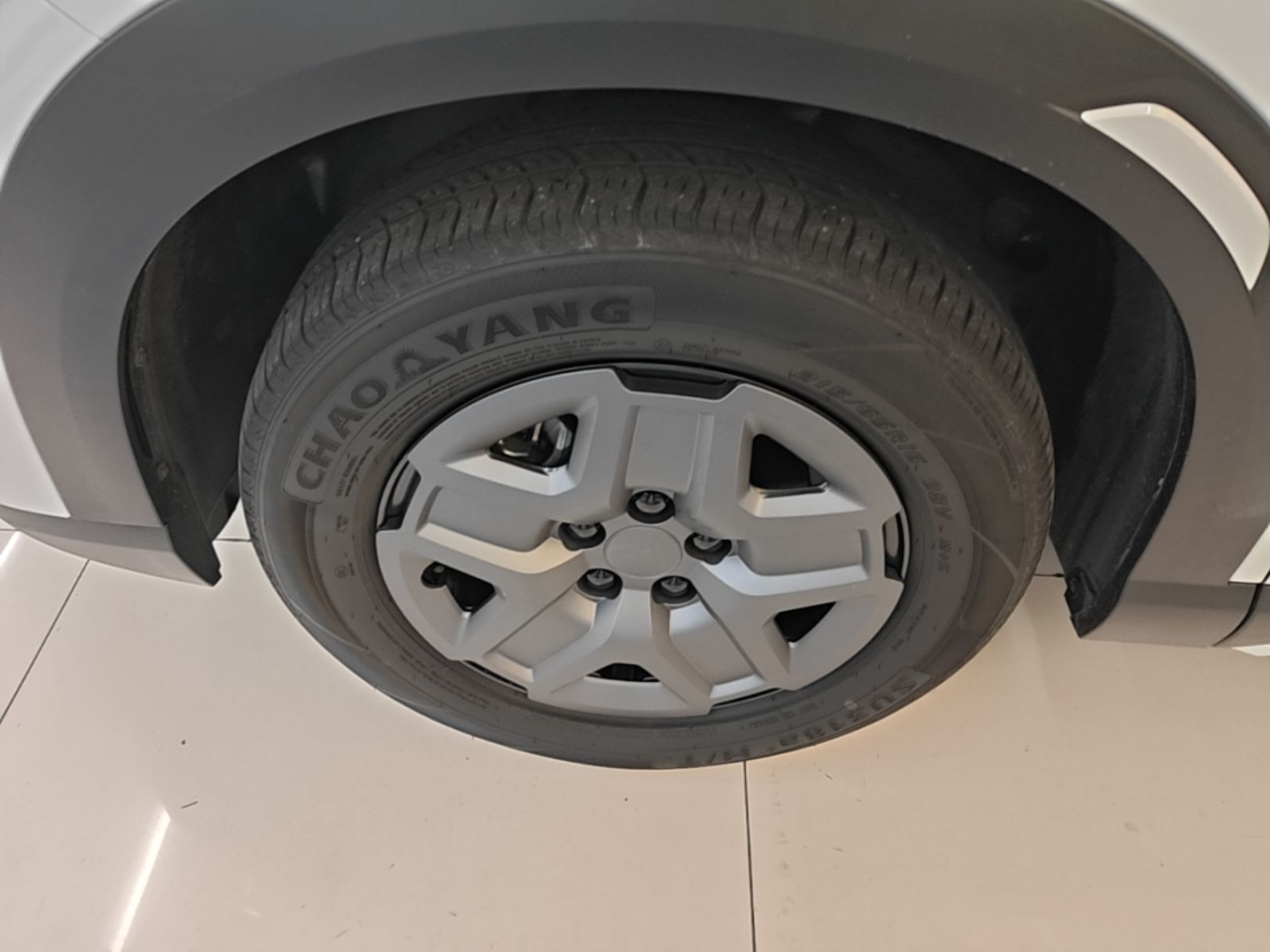 BYD Yuan UP 2024 401 km Active Version — снимка 10