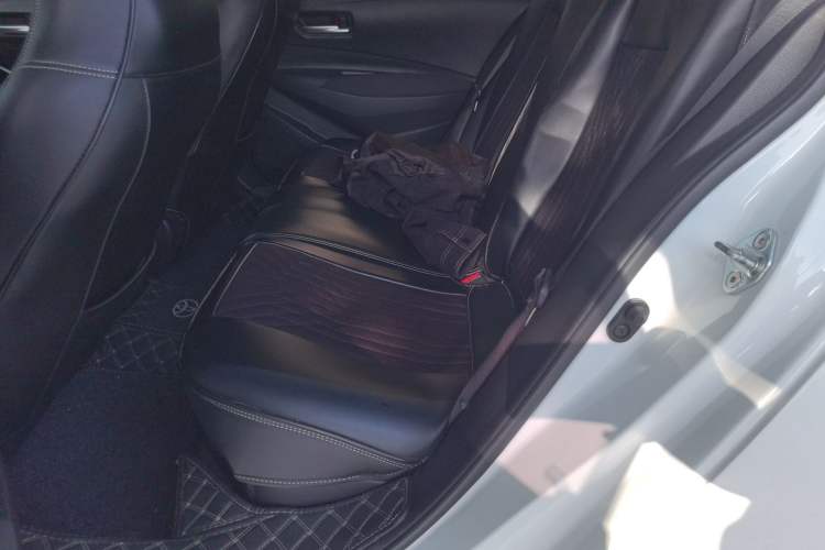 Used Toyota Levin 2022 Dual-Motor 1.8H E-CVT Leading Edition