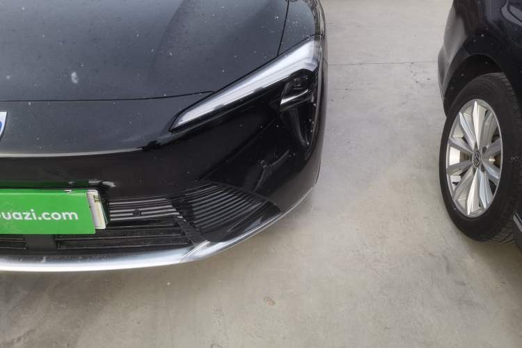 Used Buick L7 2025 Model Luxury Edition