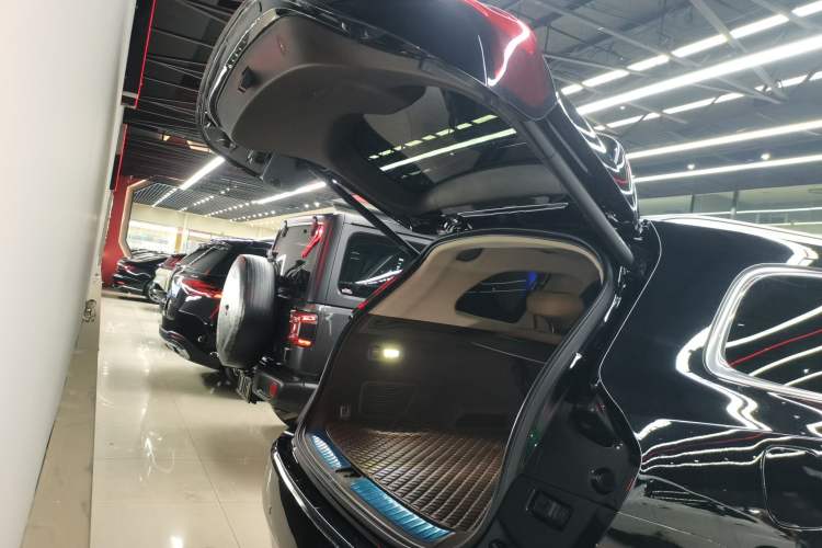 Used Hima AITO M7 2024 1.5T Rear-Drive Plus Version 5 Seats Trunk