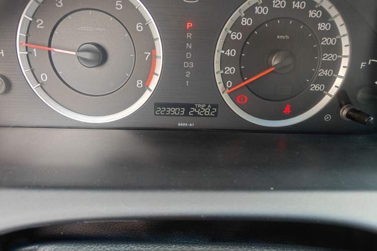 Used Honda Accord 2008 2.0L EX Navi Odometer Close Up