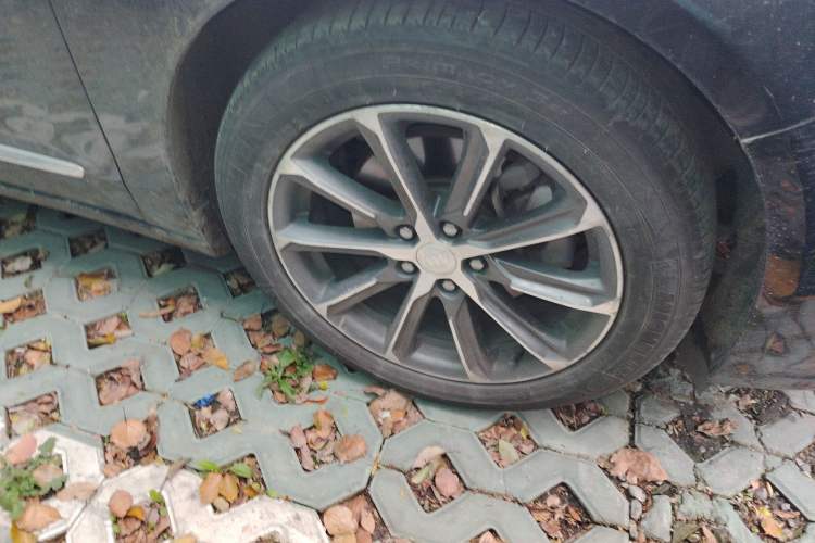 Used Buick LaCrosse 2019 28T Luxury Version