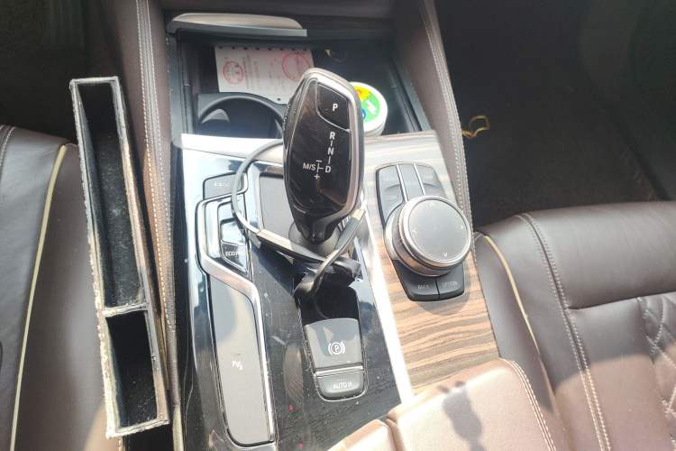 Used BMW 5 Series 2019 530Li Leading Model Luxury Package
