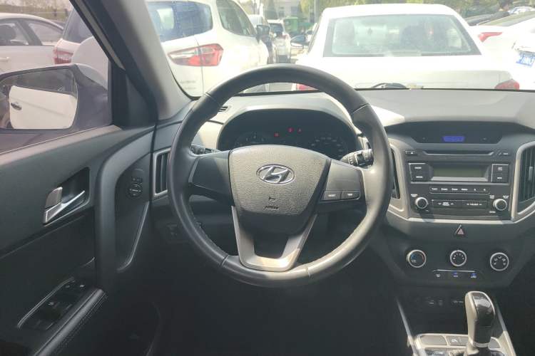 Used Hyundai ix25 2015 1.6L Automatic Two-Wheel Drive Smart GLS Trim