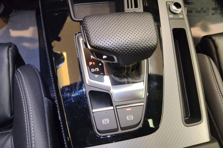 Used Audi Q5L 2024 40 TFSI Luxury Dynamic Edition
