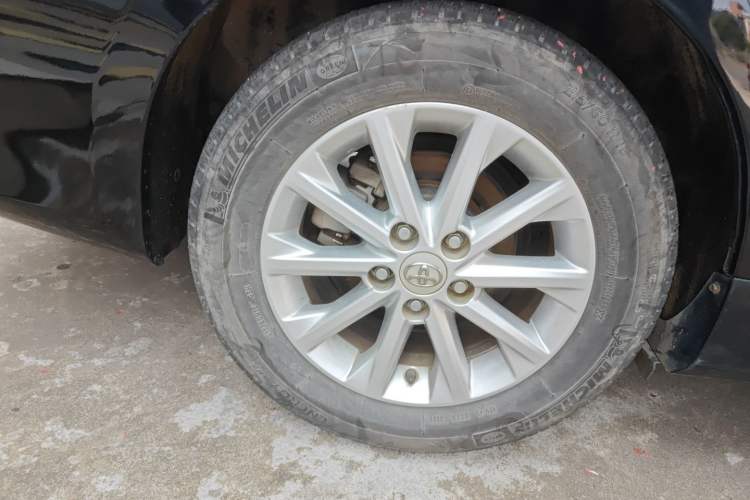 Used Toyota Camry 2016 2.0G 10th Anniversary Leading Edition
