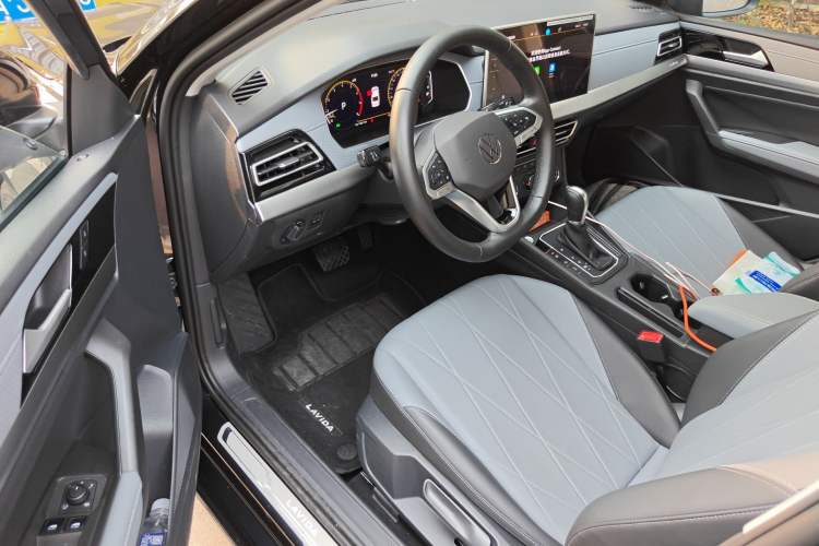 Used Volkswagen Lavida 2023 Revised Version 1.5L Automatic 5 Millionth Edition Interior 3