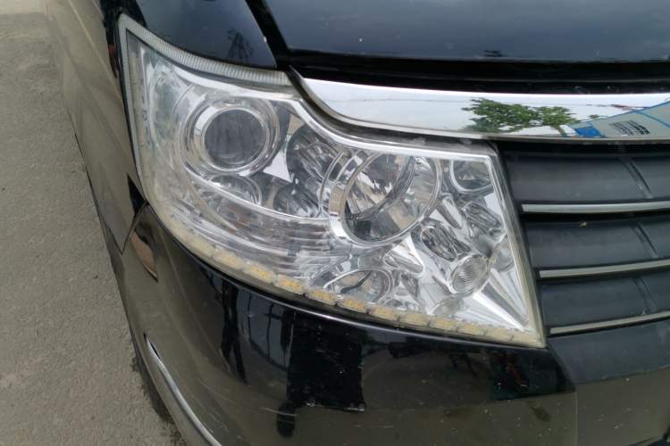 Used Dongfeng Shuaike 2014 1.6L Manual Comfort 7-Seater China IV Standard
