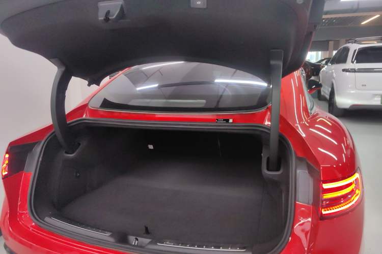 Used Hima Luxeed S7 2025 785 km Ultra