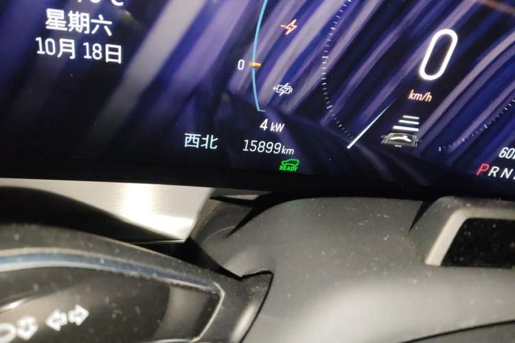 Used Cadillac LYRIQ 2022 Four-Wheel-Drive High-Performance Deluxe Edition Odometer Close Up