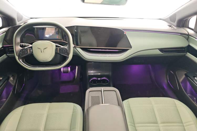 Used Hongqi EH7 2024 690 Pro