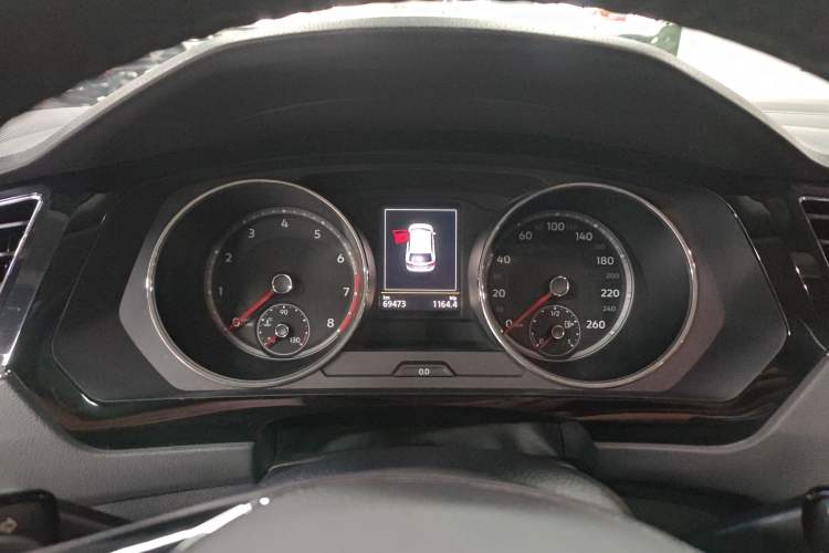 Used Volkswagen Tiguan L 2017 330TSI Automatic Two-Wheel Drive Luxury Edition Instrument Cluster