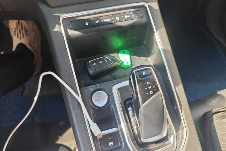 Used Dongfeng Aeolus E70 2021 Revised Version 500 Ultra-Comfort Edition Gear Lever