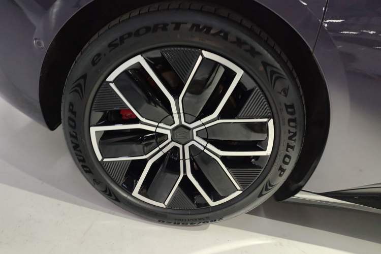 Used Avatr 12 2025 Max Extended-Range Edition
