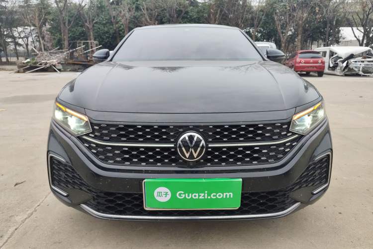 Used Volkswagen Passat 2023 Restyled 330TSI Starry Luxury Edition