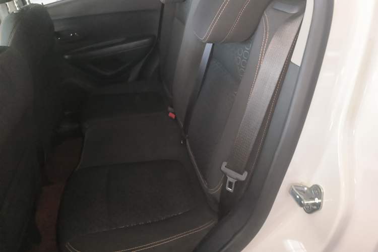 Used Chevrolet Trax 2018 330T Manual Transmission Two-Wheel Drive Comfort Version