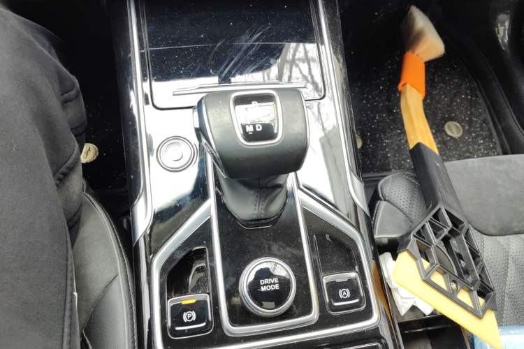 Used Hongqi HS5 2022 Revised Version 2.0T Smart Connect Flagship Edition