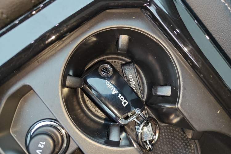 Used Volkswagen Passat 2025 Outstanding Model 380TSI Starry Dragon Edition Vehicle Key