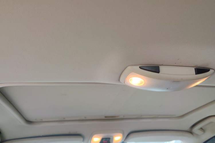 Used Volvo V60 2014 T5 Zhiyi Edition