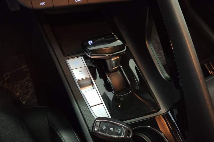 Used Hyundai Elantra 2023 1.5L CVT GLX Elite Edition