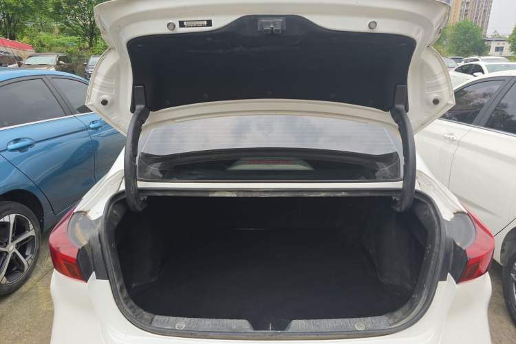 Used CHANGAN Eado 2020 PLUS Blue Whale NE 1.4T GDI DCT Prestige Model
