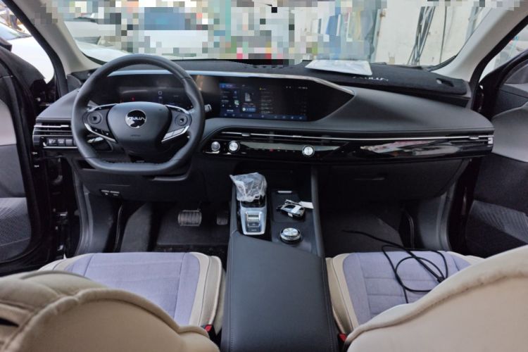 Used Dongfeng Aeolus Huge 2025 Mach Power 1.5T Premium Version