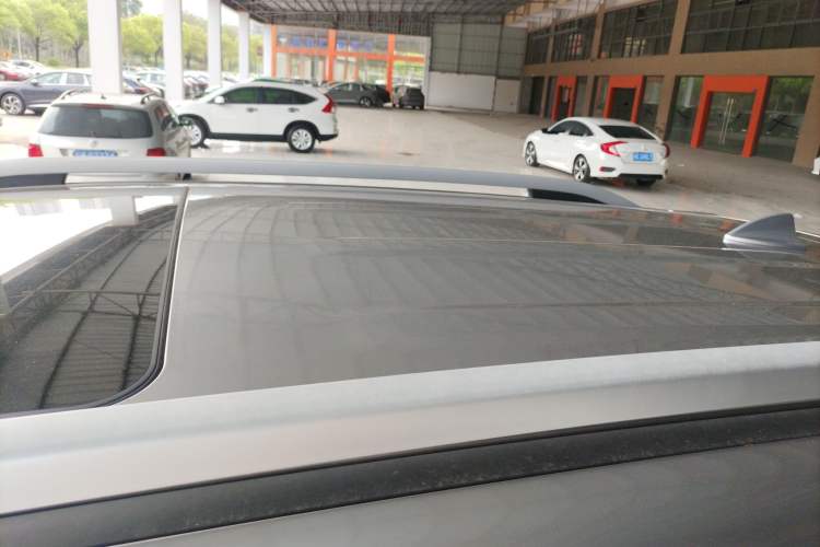 Used Dongfeng Aeolus AX7 2018 Classic 1.6T Automatic Luxury Model
