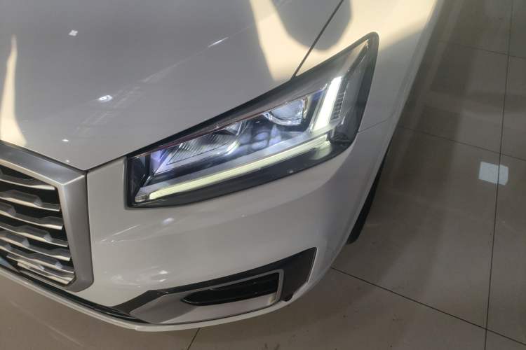 Used Audi Q2L 2018 35 TFSI Luxury Prestige Version China VI