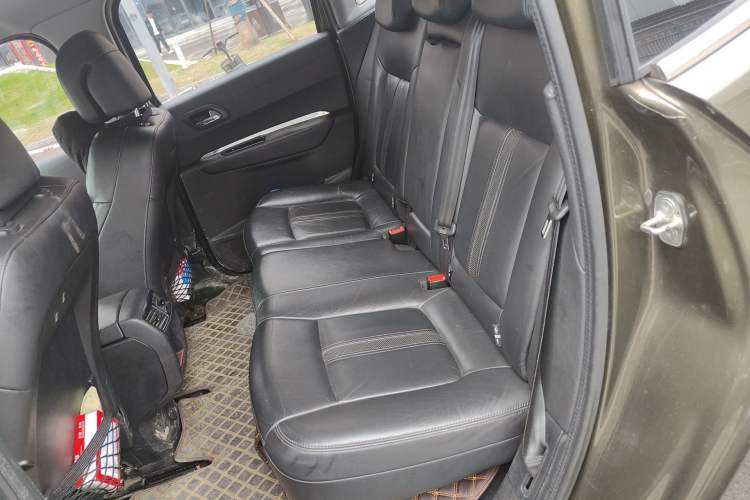 Used Peugeot 3008 2016 2.0L Automatic Trend Edition Left Rear Seat