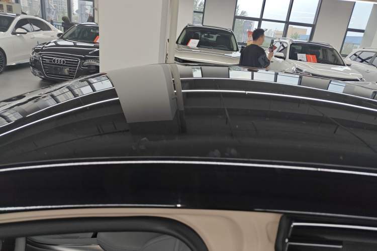 Used XPeng MONA M03 2025 600 with Ultra-Long Range Max Roof