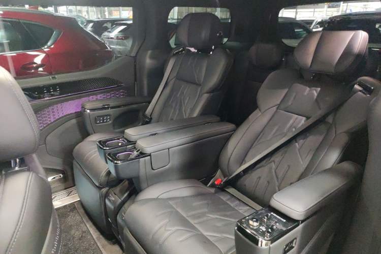 Used Zeekr 009 2024 Six-Seat Executive Version 4WD 108 kWh