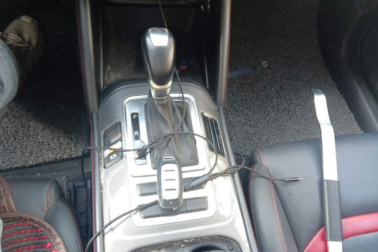 Used CHANGAN CS55 2018 1.5T Automatic Colorful Edition China V Standard
