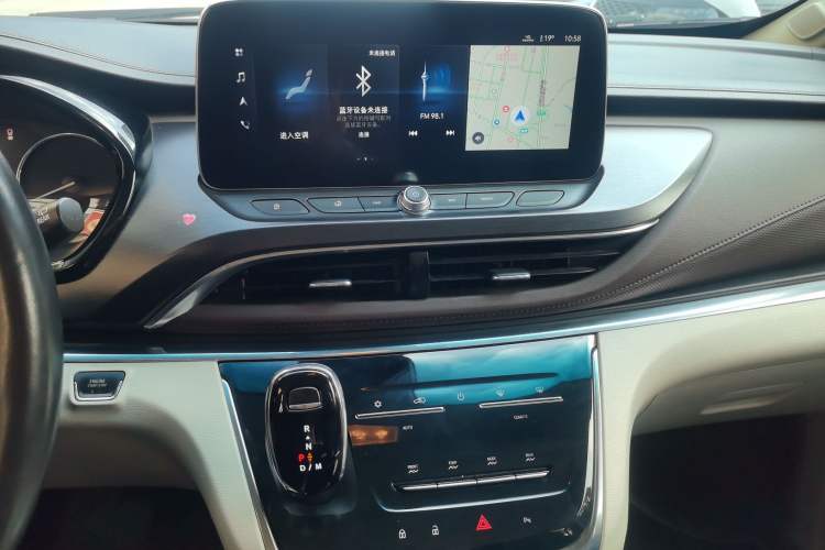 Used Buick GL8 2021 Land Cruiser Executive Class 652T Luxury Model
