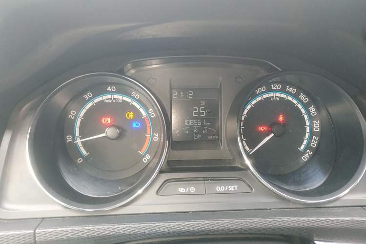 Used Skoda Kamiq 2020 1.5L Manual Comfort Edition Instrument Cluster