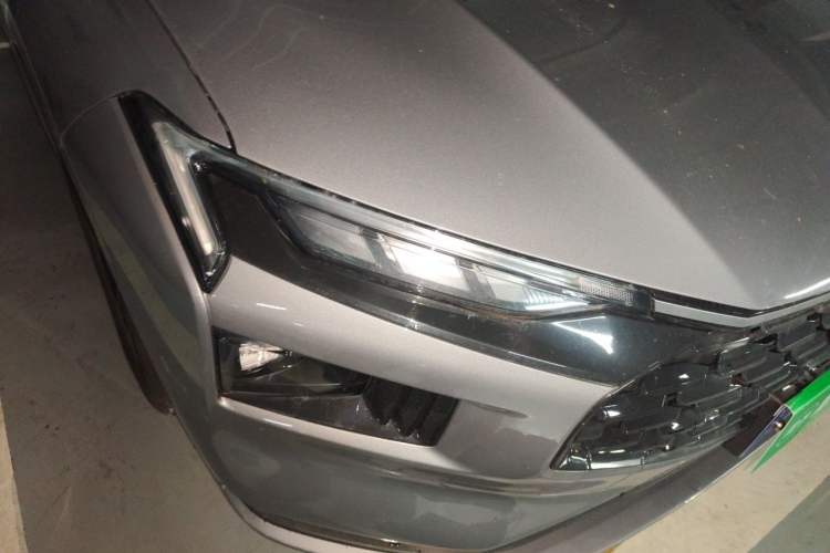 Used Ford Mondeo 2025 2.0T EcoBoost Luxury Version
