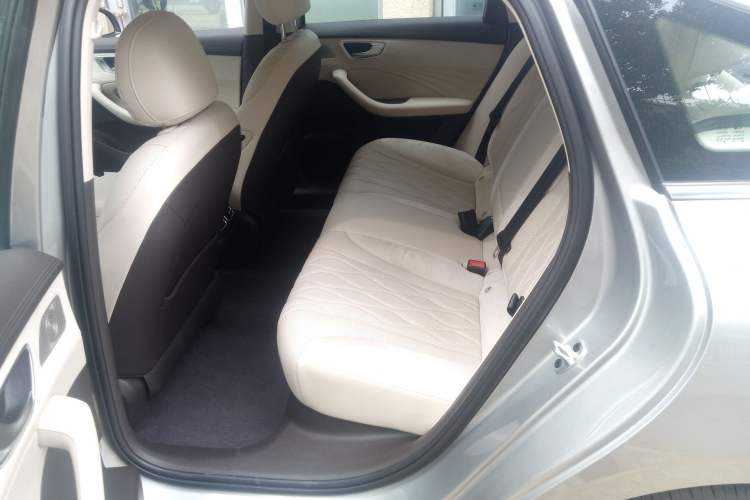 Used Roewe D7 2023 DMH 125km Flagship Edition Left Rear Seat
