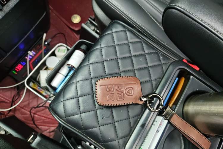 Used SAIC MAXUS G20 2021 Facelifted PLUS 2.0T Diesel Automatic Luxury Edition Vehicle Key