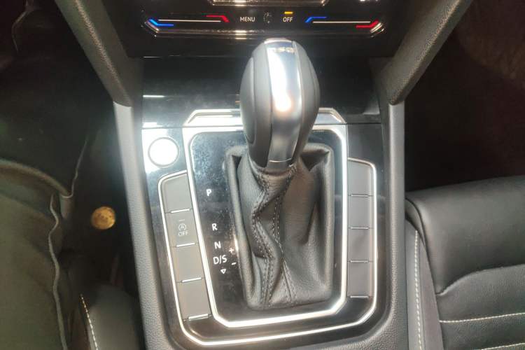 Used Volkswagen Magotan 2020 330TSI DSG Leading Model Gear Lever