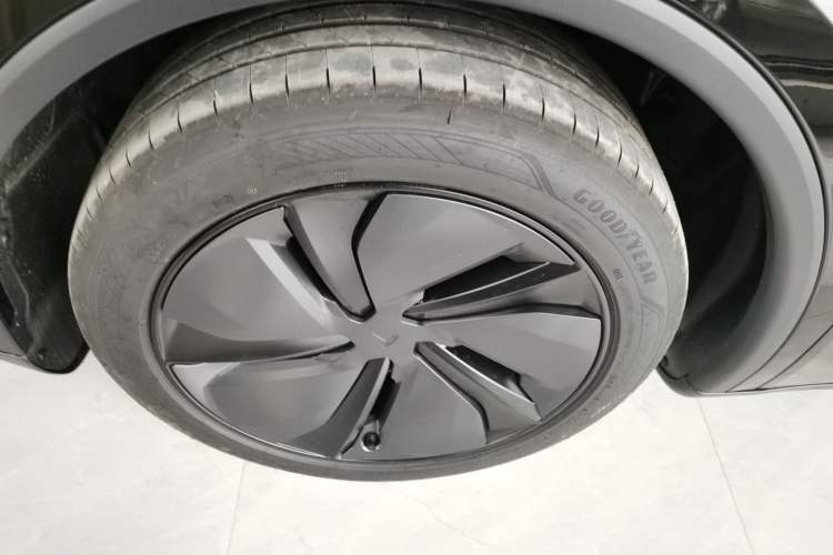 Used Tesla Model Y 2026 Rear-Drive Model
