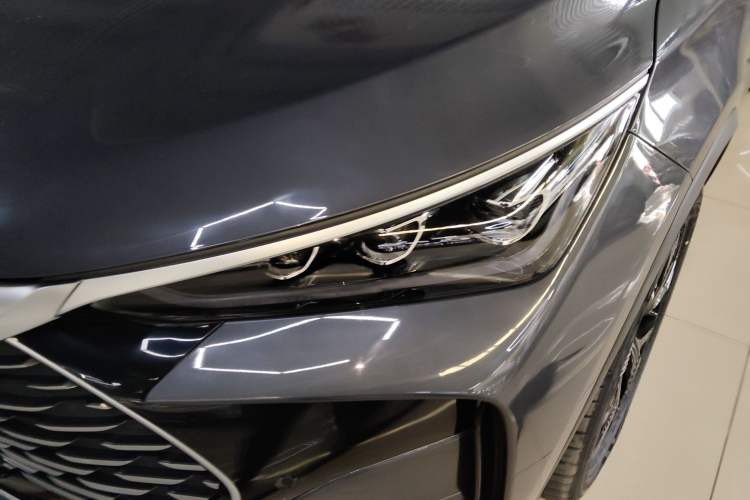 Used BYD Tang New Energy 2022 DM-p 215 km All-Wheel-Drive Deluxe Model Left Front Headlight